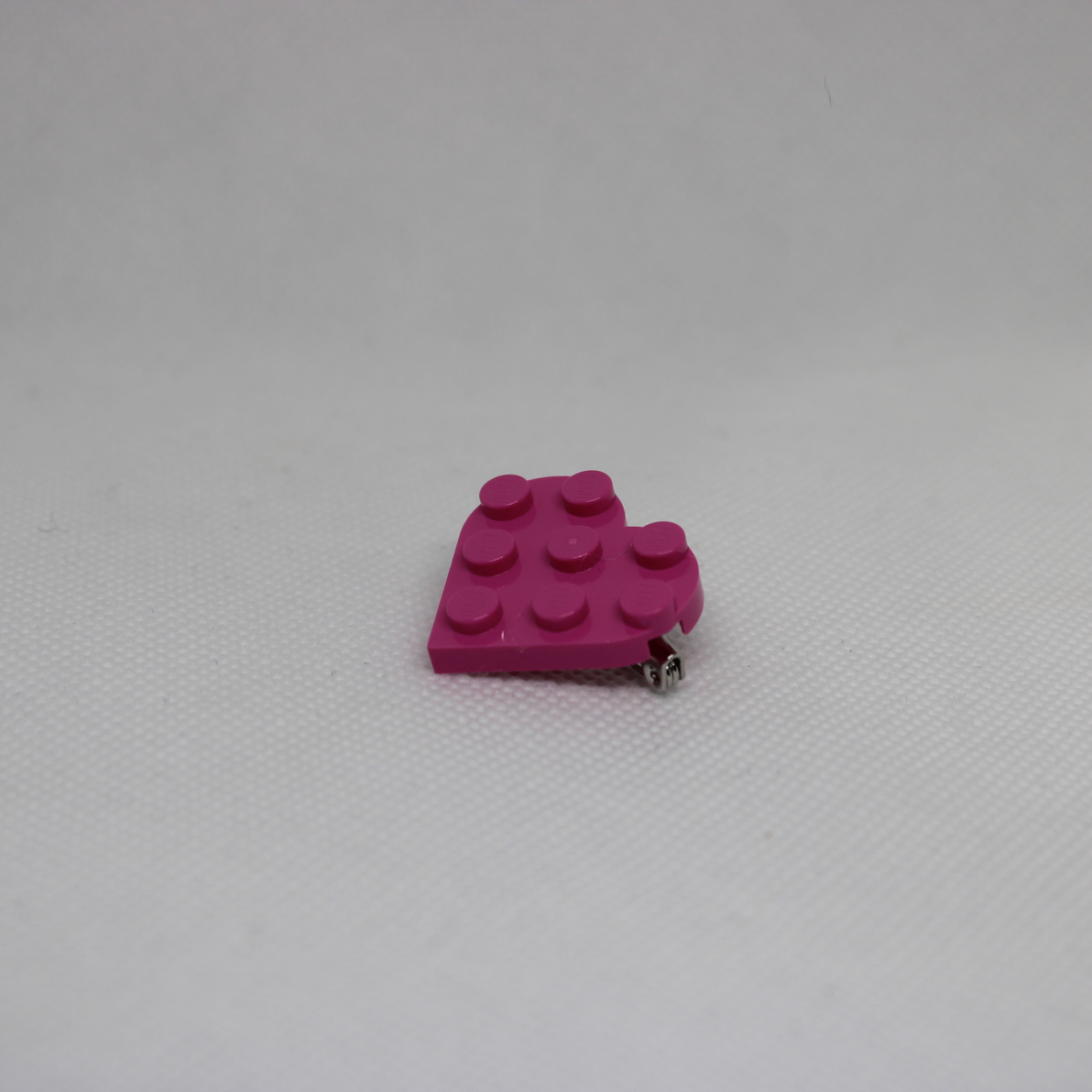 Heart-Shaped Building Block Plate Pin